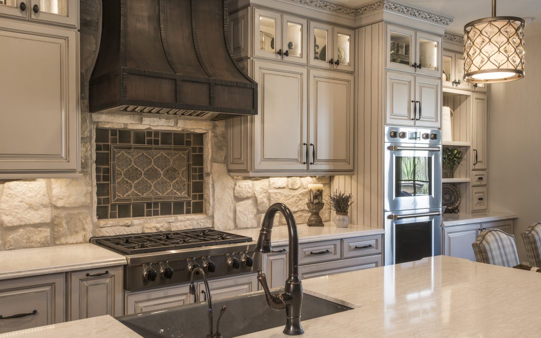 Old World – Kitchen & Bathroom